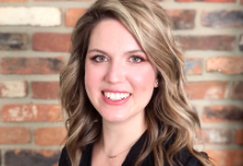 Holly Zimmerman headshot