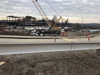 Topping out beam