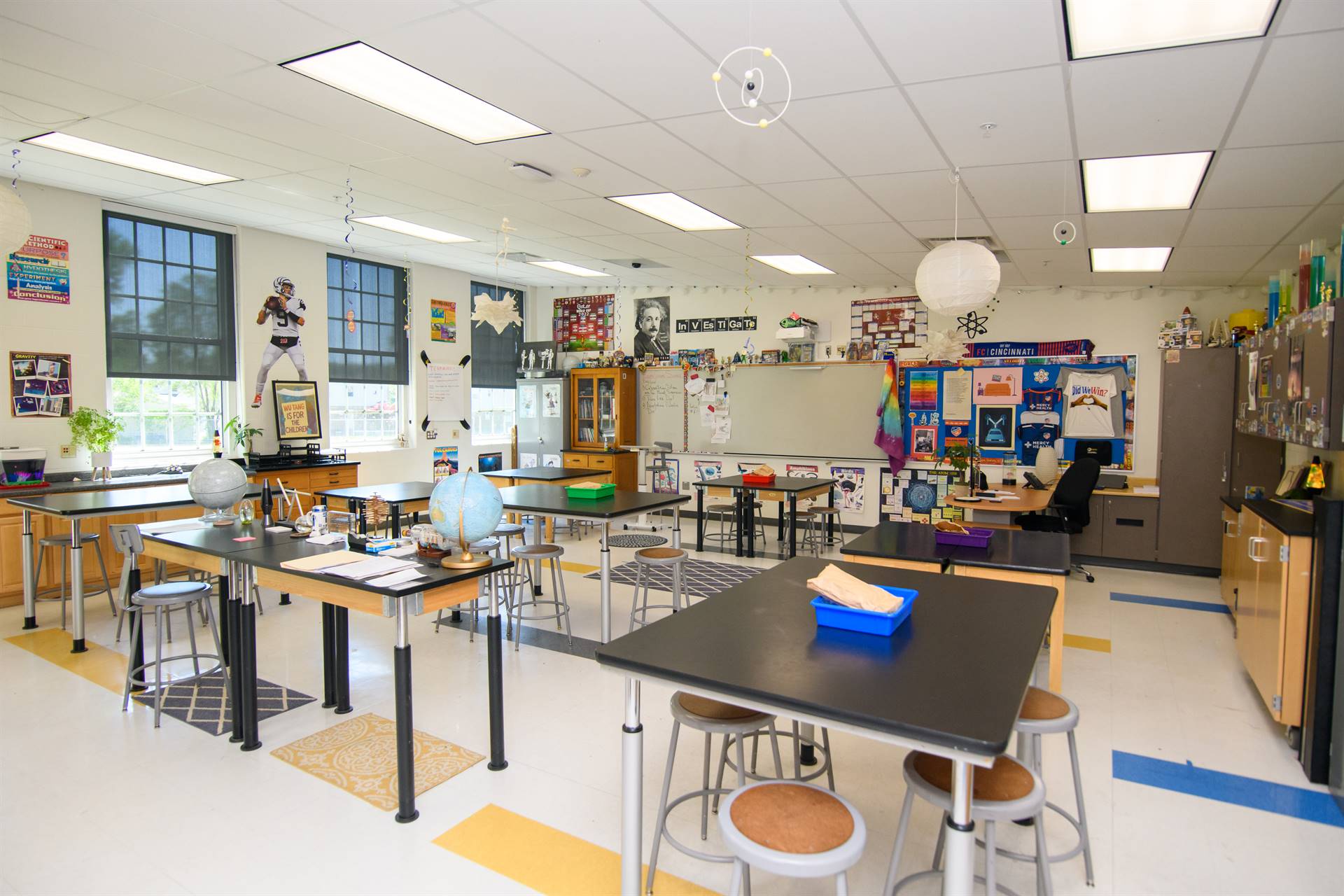 Mariemont Junior High School science classroom