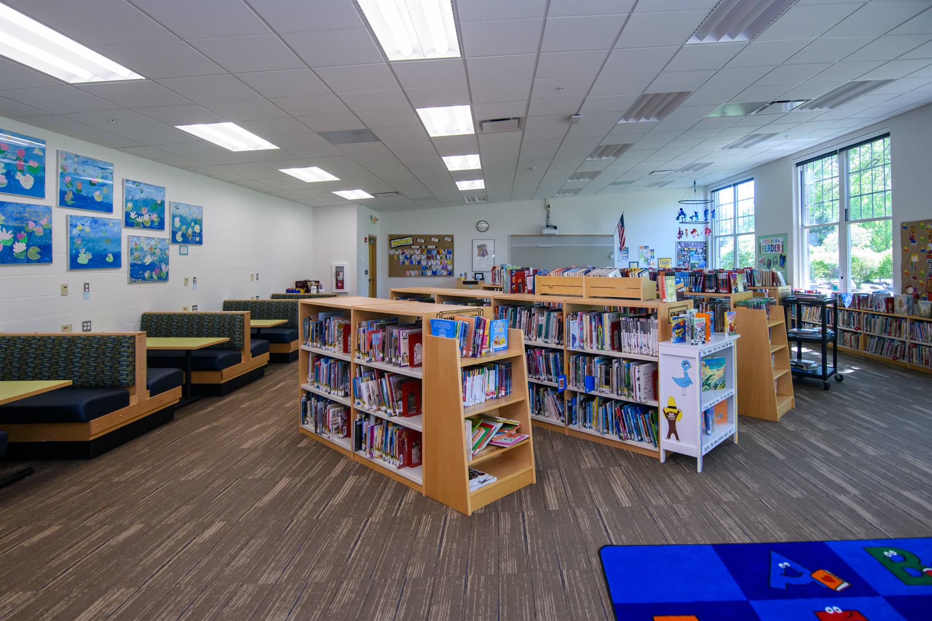 Terrace Park Elementary School library