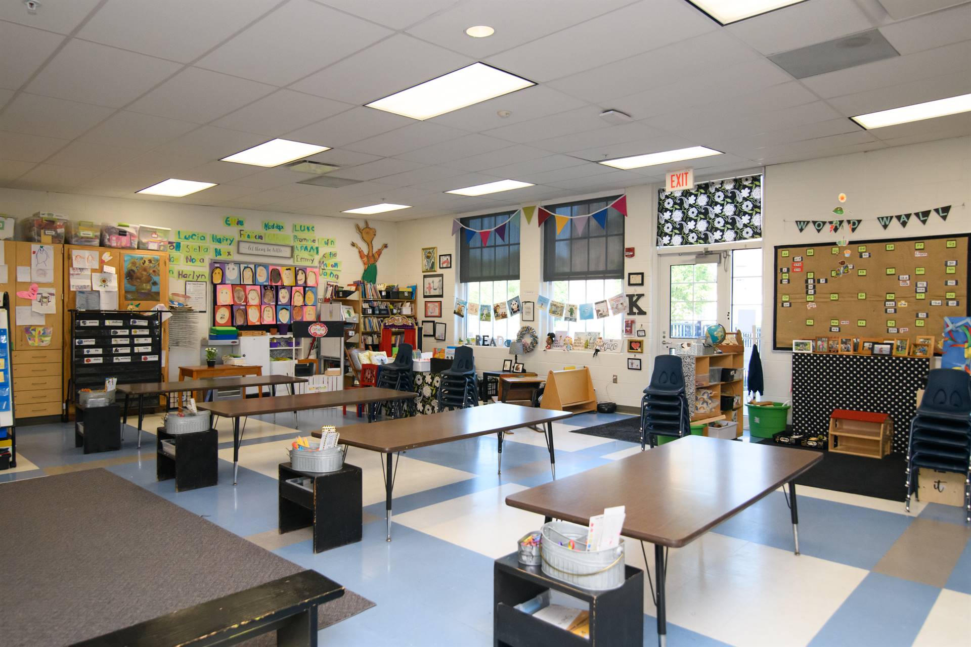 Mariemont Elementary School kindergarten classroom