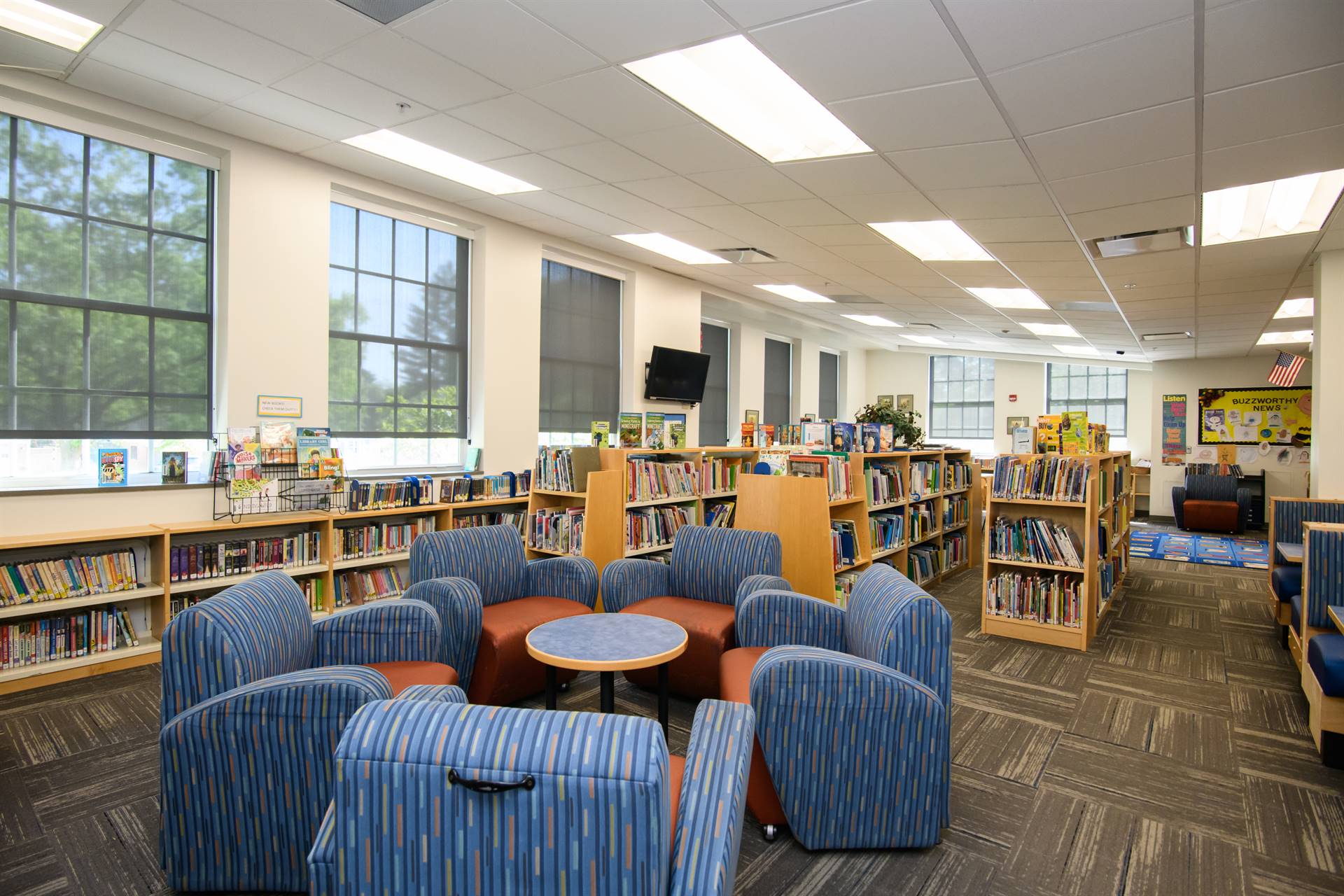 Mariemont Elementary School library